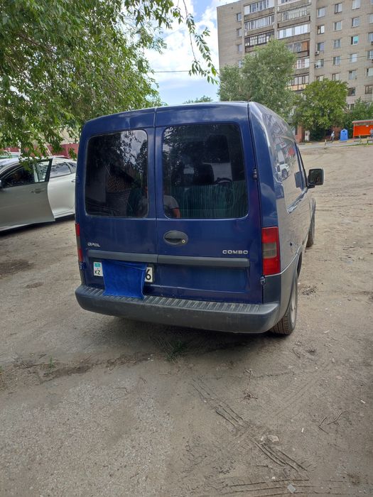 Продам машину Opel