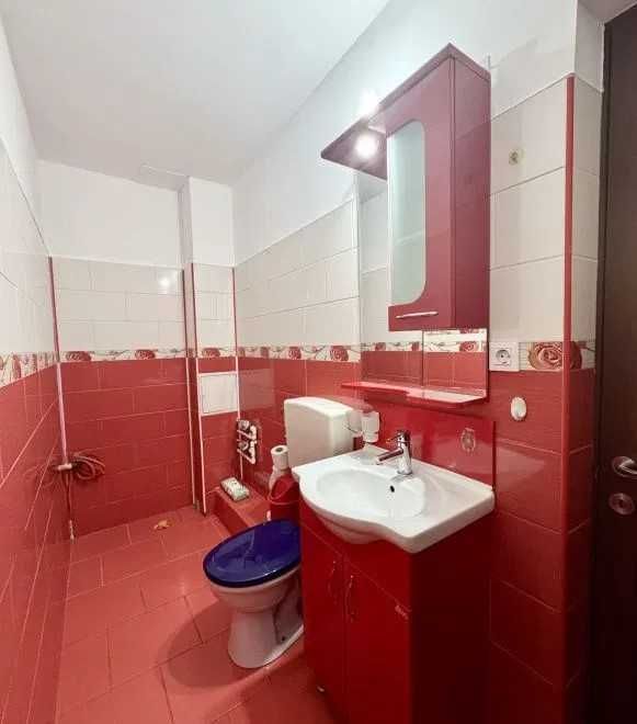 Apartament 3 camere, Rahova, stradal cu vedere spate, izolat termic