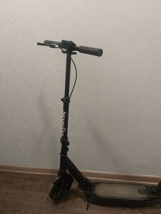 Продам самокат 10к