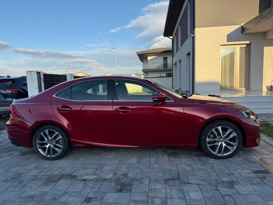 Lexus IS 300h Executive Hybrid 2020 100.000km