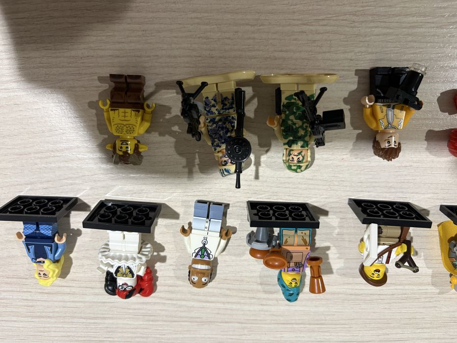 Продается лего в хорошем состоянии.