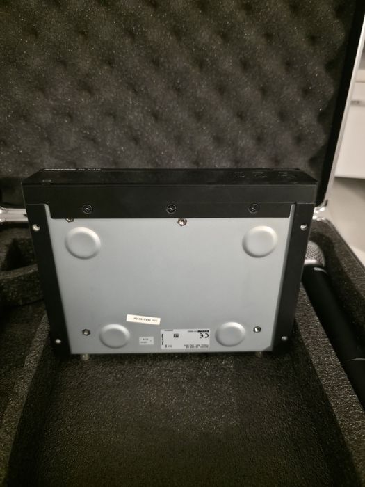 Stație  Shure BLX4R cu microfon Shure SM 58 profesionale wireless