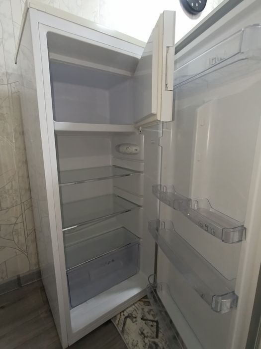 Продаётся холодильник artel в хорошем состоянии, работает отлично,б/у