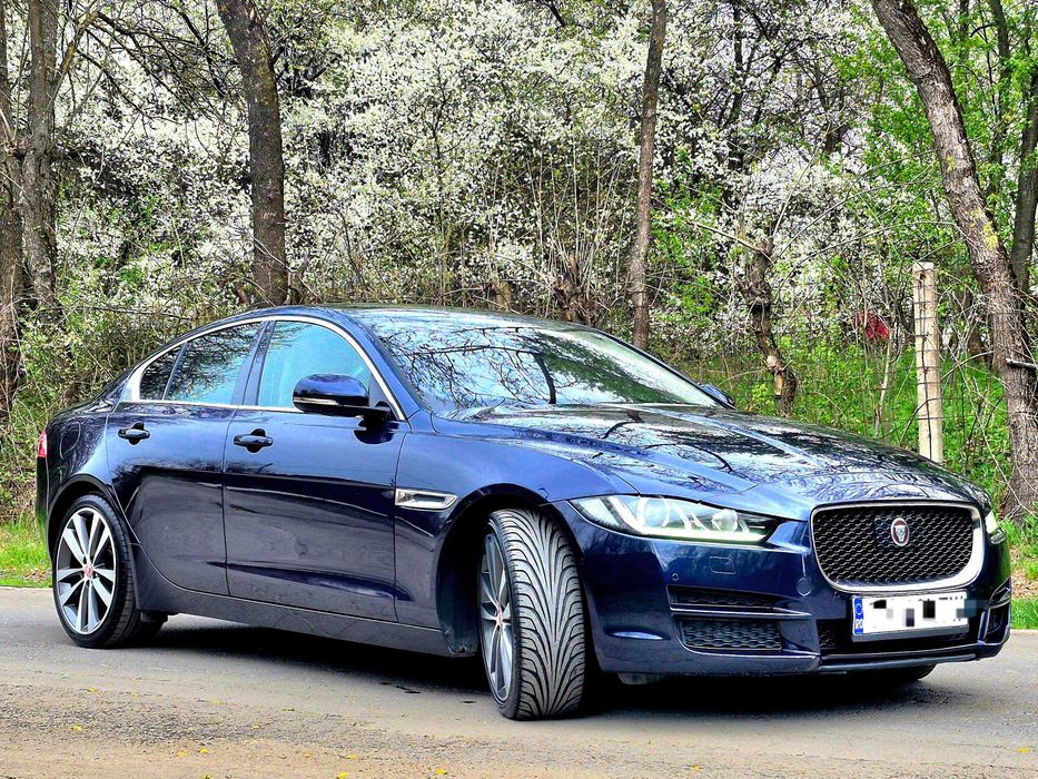 Jaguar XE Portfolio 2.0 diesel