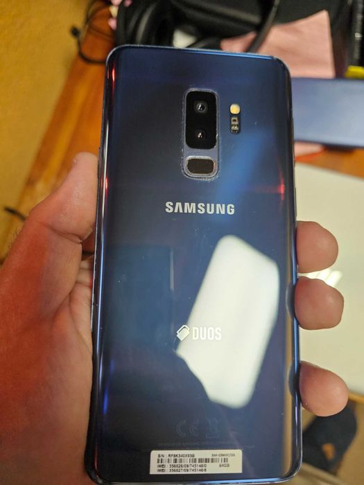 Телефон Samsung S9+ plus 64gb кутия зарядно Протектори ТОП