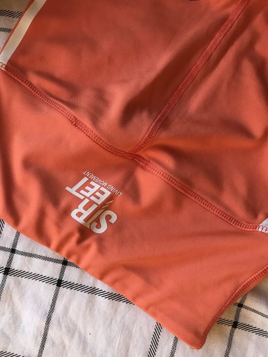 Спортен комплект Stradivarius