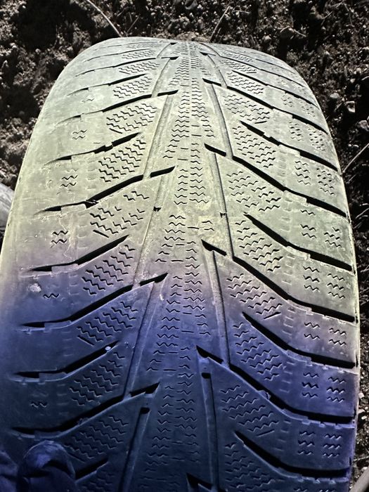 Шины  215/55R17 (8шт)