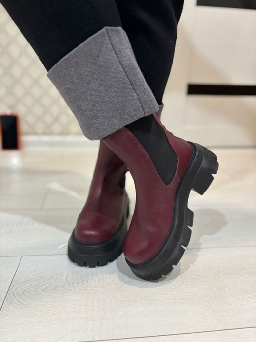 Все по 14500  обувь весна осень