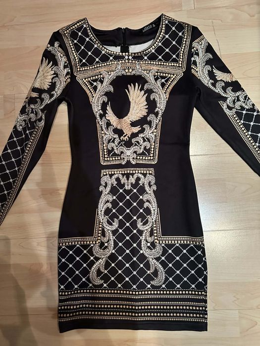 Рокля  размер S    Официална