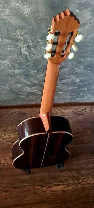 Лютиерска класическа китара 2 TOP