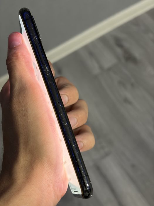 Продам iPhone X 256 ГБ