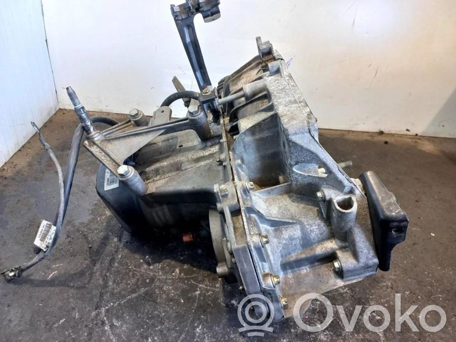 Renault Clio II Cutie viteze manuală cu 5 trepte JB3980