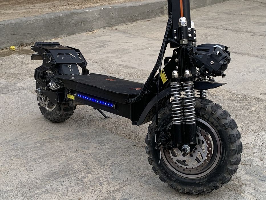 Эллектронный самокат Kugoo M5