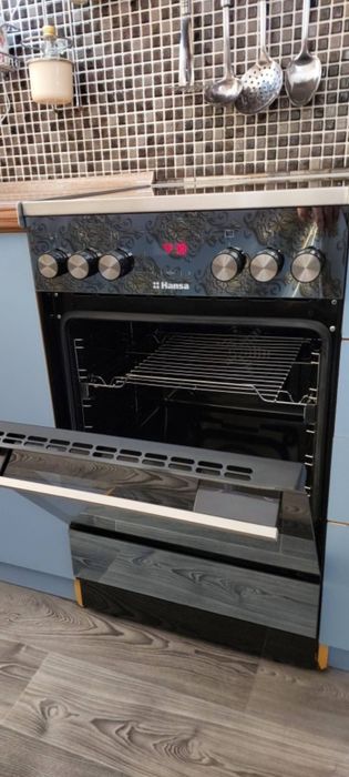 электро плита Hansa