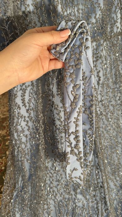 Вечернее платье на продажу