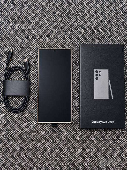 Продается Samsung Galaxy S 24 Ultra