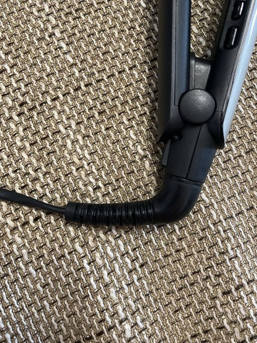 Преса за коса Remington с кератинова терапия