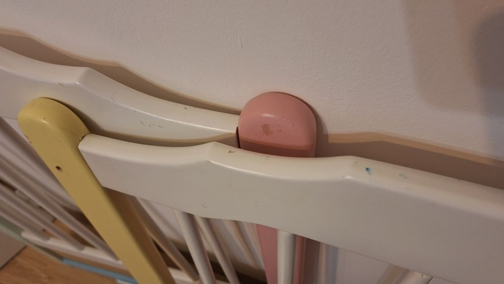 Бебшко легло - На части