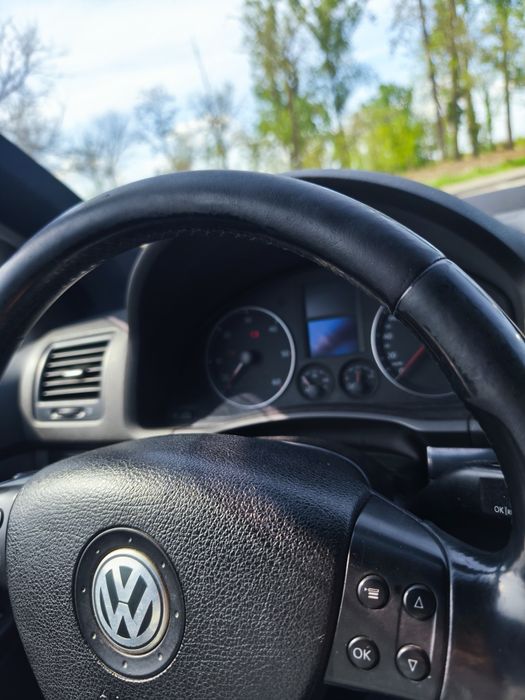 Volskwagen Golf 5 2.0 140