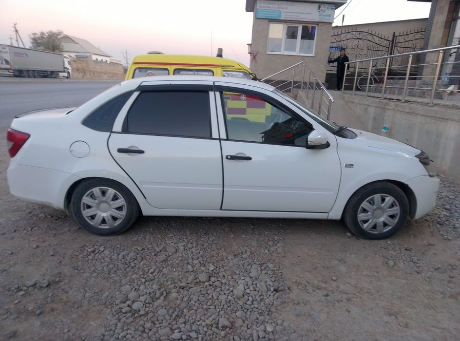 Lada Granta 2013