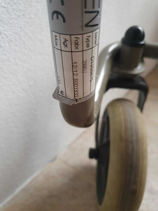 Vand rolator / cadru de mers