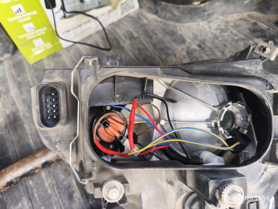 Фара приора  левый правый ,решетка , комплект