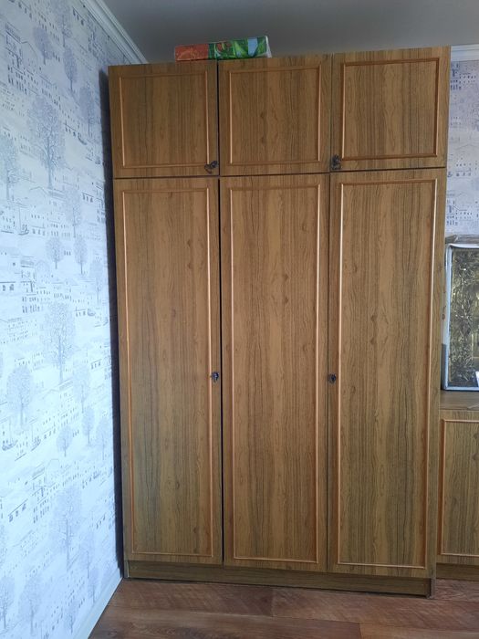 Продам спальный гарнитур. Торг