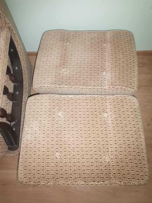 Продавам холова гарнитура