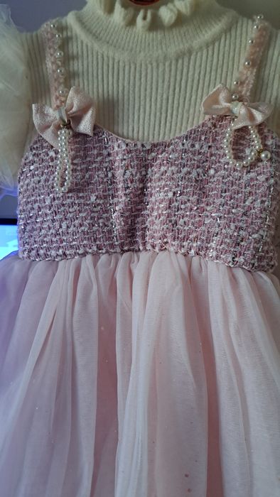 Rochita fete superba