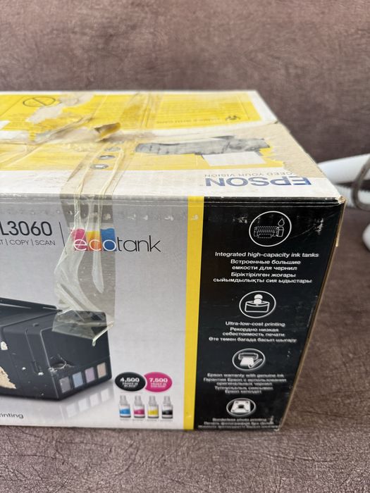 Принтер Epson цветной