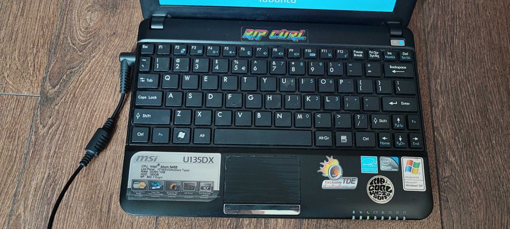 Лаптоп  MSI U135 DX