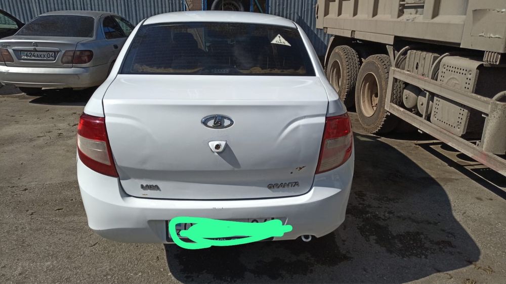 ВАЗ (Lada) Granta 2190, 2013 года