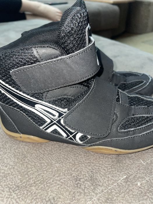 Продам детские борцовки