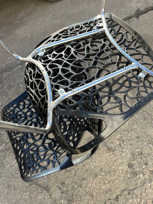 Пласмасови дизейнерски столове