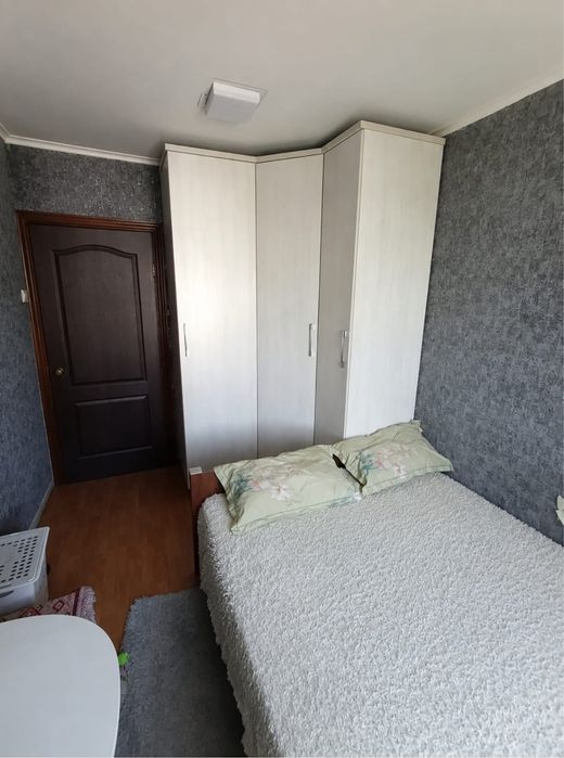 Продам -4х комнатную квартиру