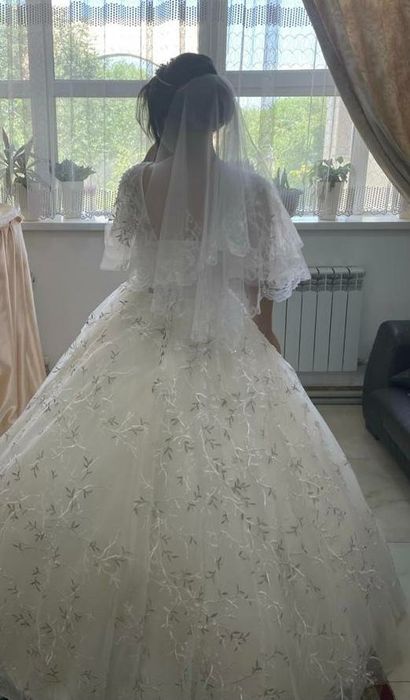 Продаю свадебное платье