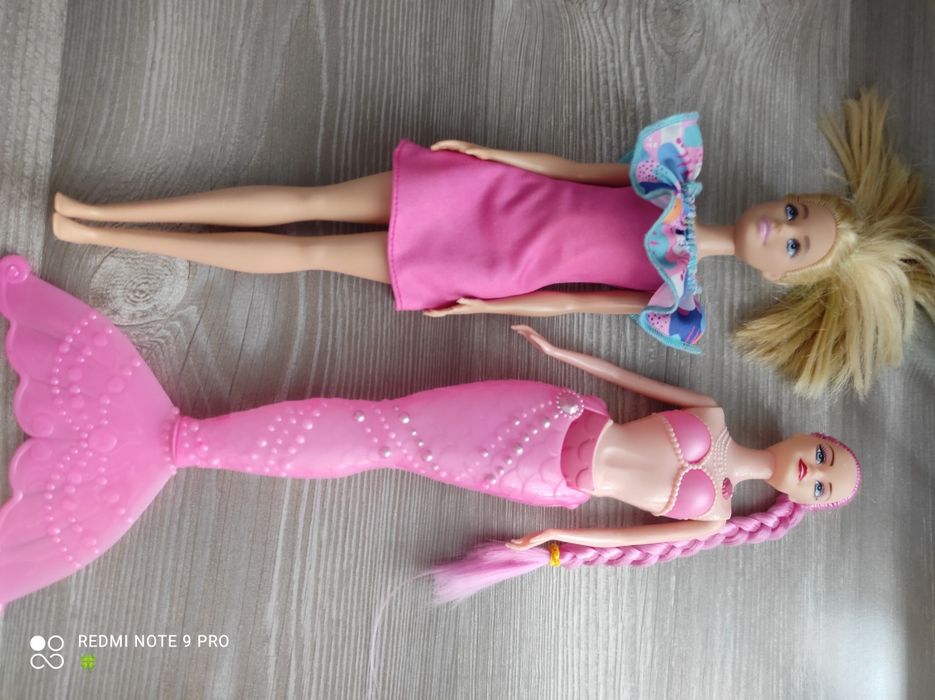 Лот от кукли и Барби - 10 €