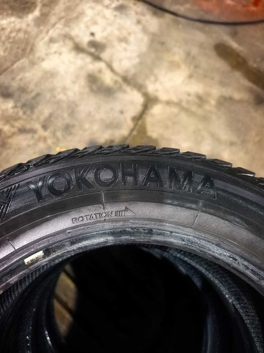 Продам комплект шин Yokohama.