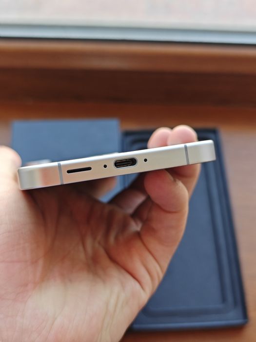 Samsung S24 128Gb 5G идеальный