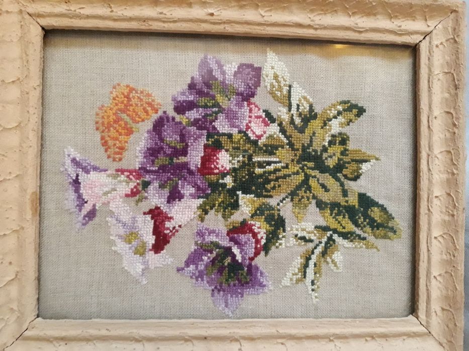 Малки гоблени и картини