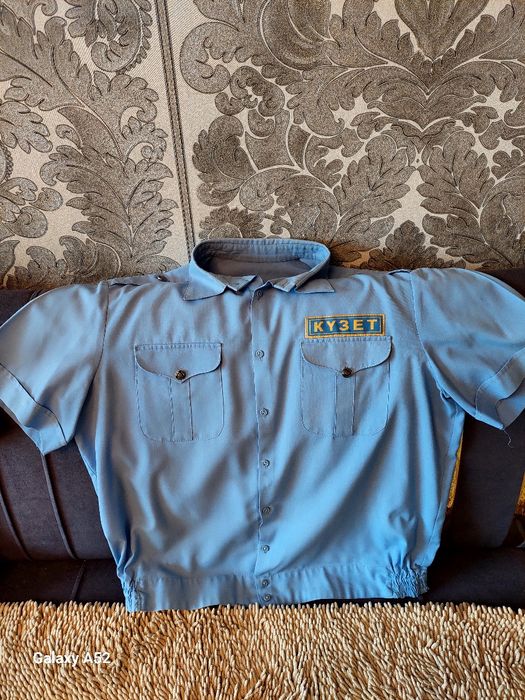 Рубашки форменные ! 2000т.