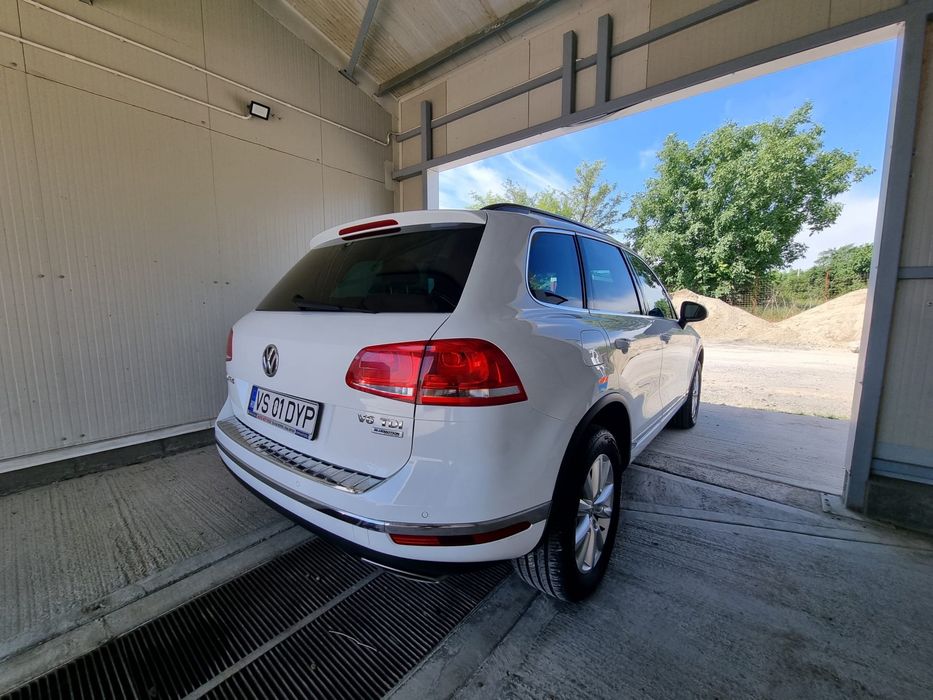 VOLKSWAGEN Touareg 2017 — imagine 2