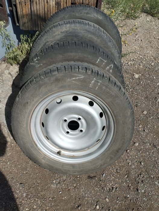 Продам резину с дисками