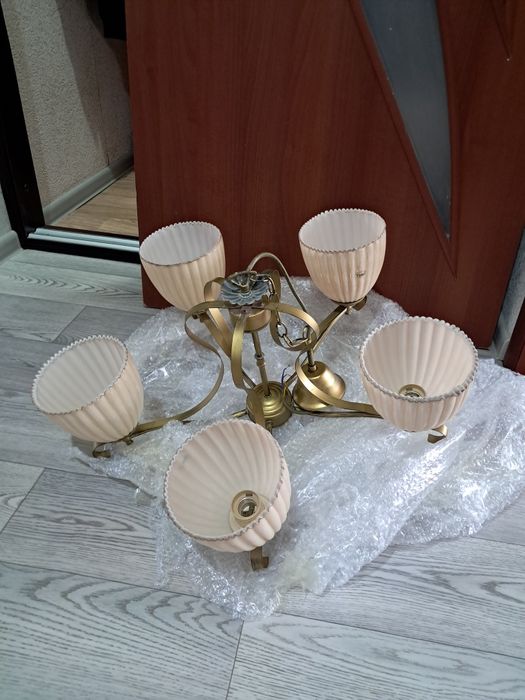 Люстра 5 рожковая