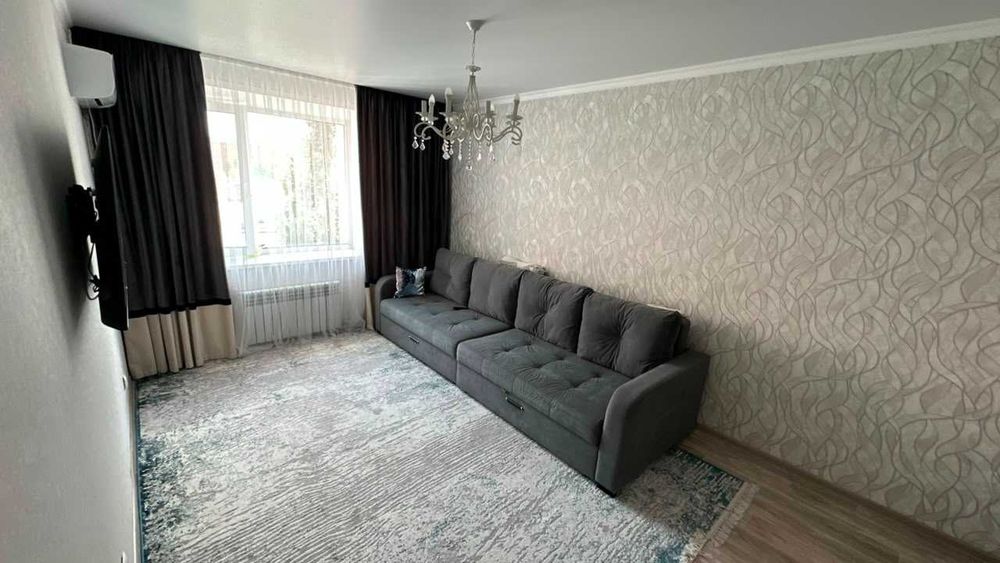 продам квартиру 2хком. мкр.Аэропорт