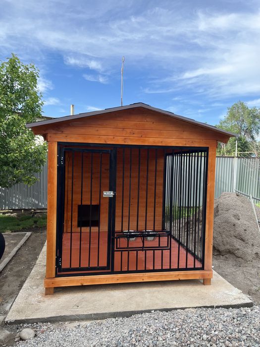 Вольеры для собак, будки