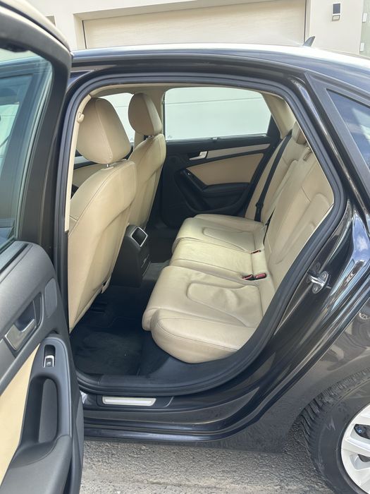 Audi A4 B8 / 2.0 Diesel / 2012 / Full piele / Ofer Raport CarVertical