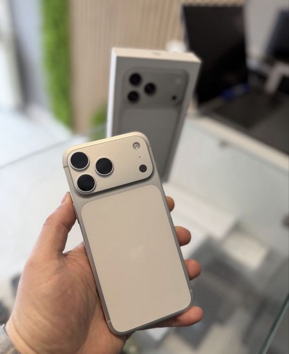 iPhone 17 Pro Max 256gb URGENT