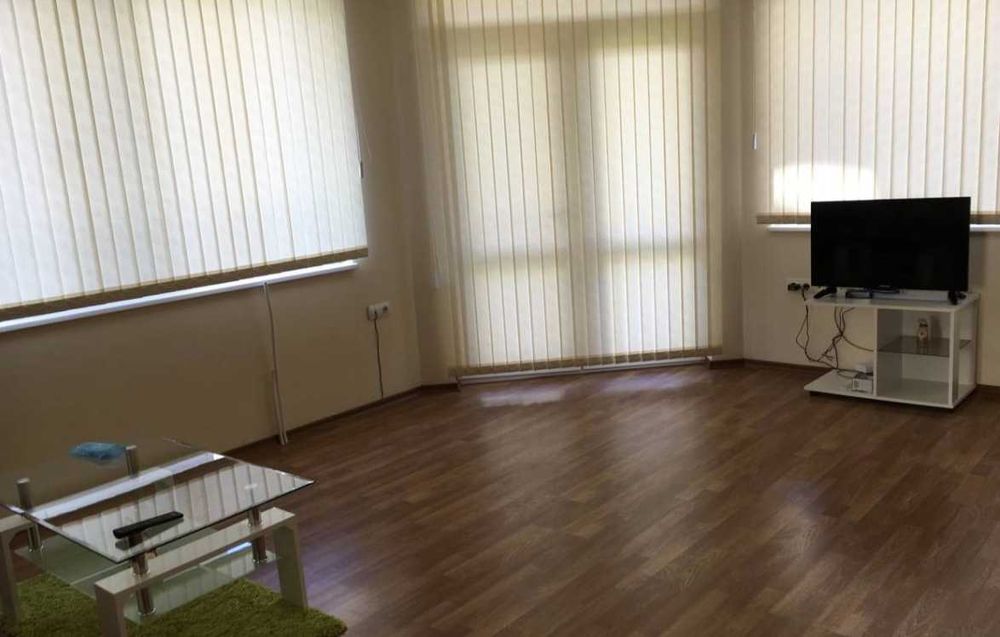 Дава се под наем Двустаен апартамент в Бургас, Сарафово - 78 кв.м за 102 € - Снимка #3