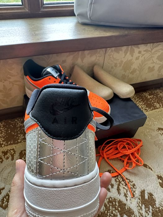 Новые кроссовки Nike Air Force 1